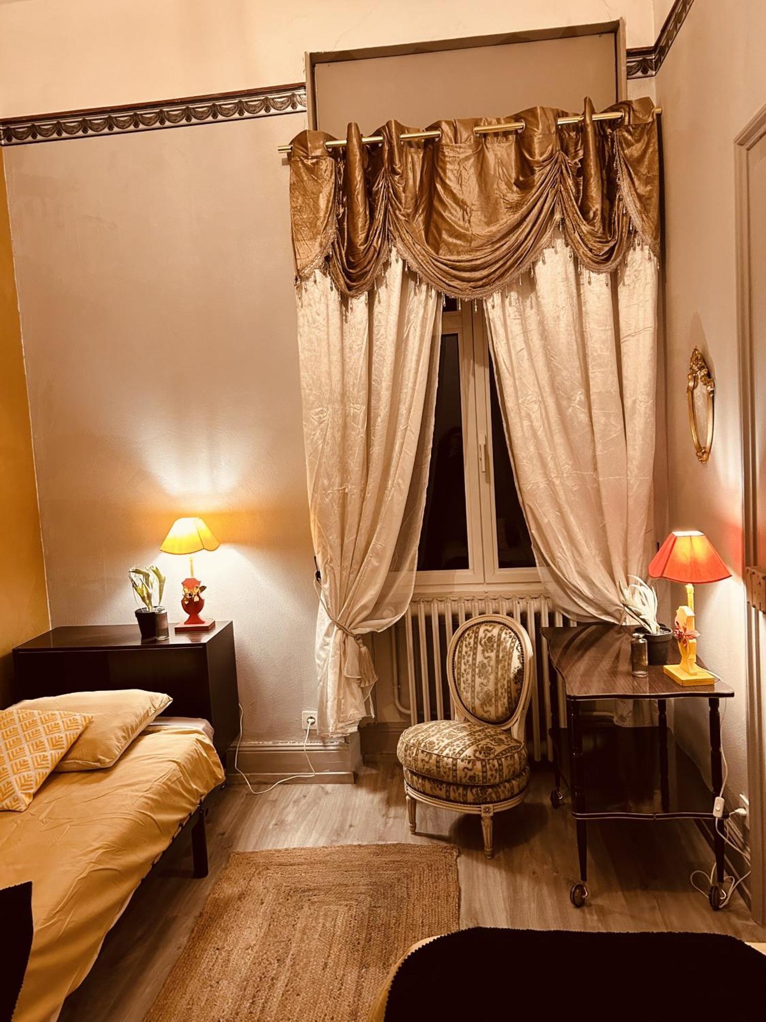 شقة La Mariefacture - Comme A L'Opera نيوف-بريساش المظهر الخارجي الصورة